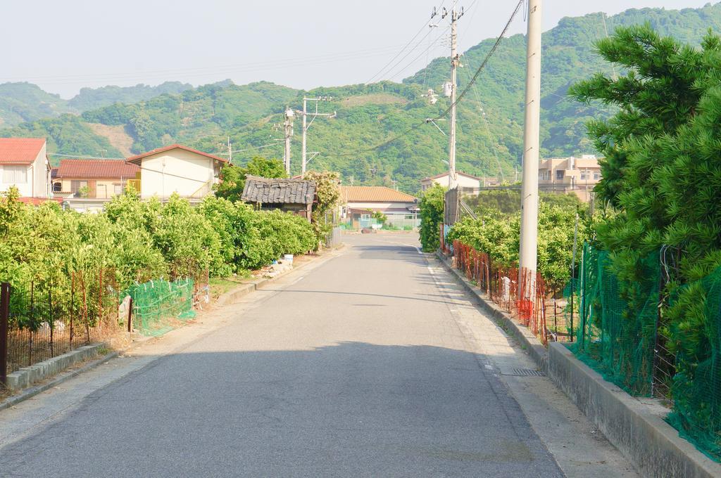 なにもない幸せな島のリトリート宿 The Bonds Мацуяма Екстериор снимка